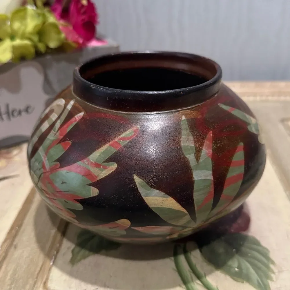 Vintage Peruvian Chulucanos Pottery Swan Vase Artist Signed